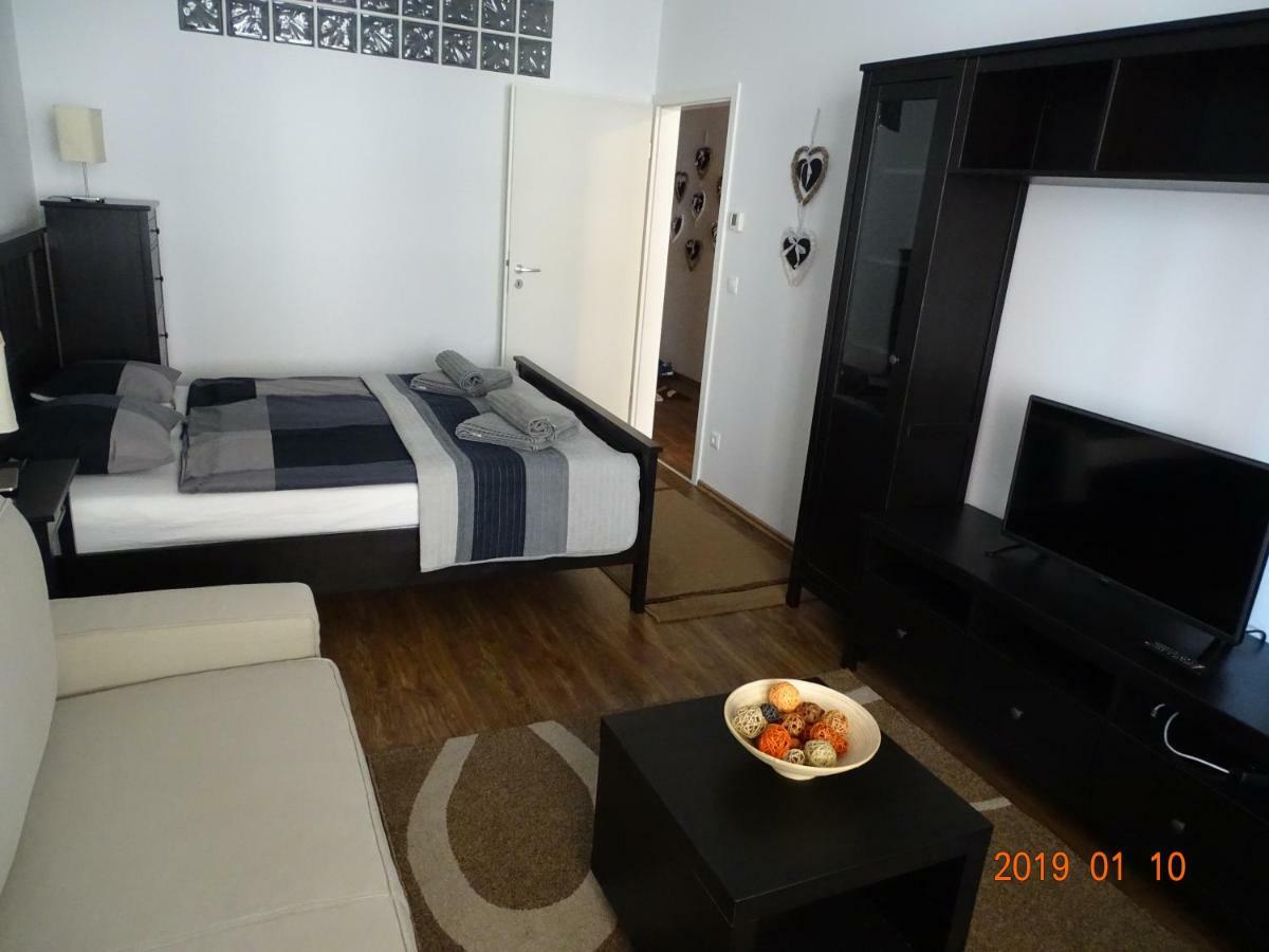 Galeriusbeach Deluxe Apartment Siófok Extérieur photo