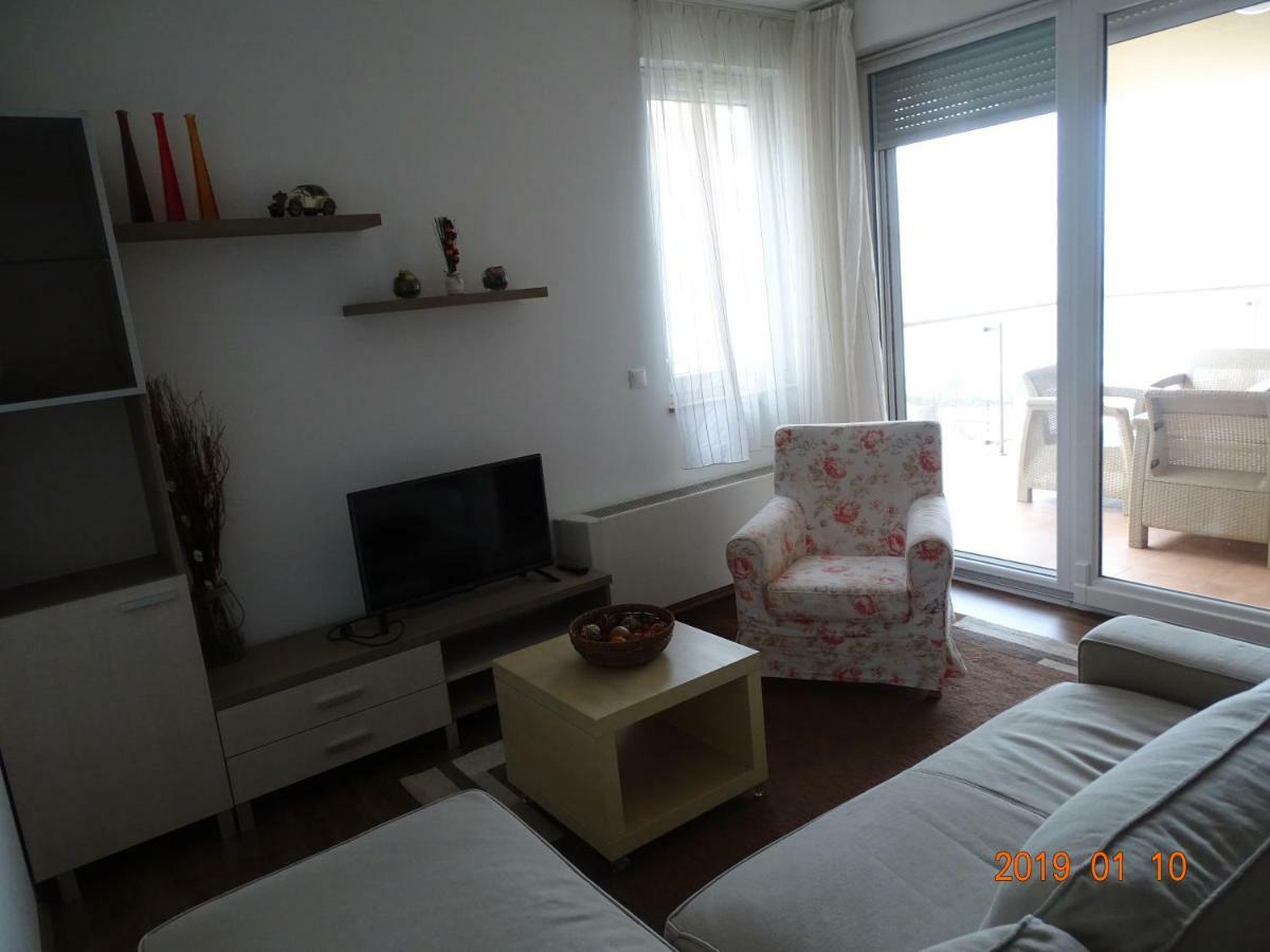 Galeriusbeach Deluxe Apartment Siófok Extérieur photo