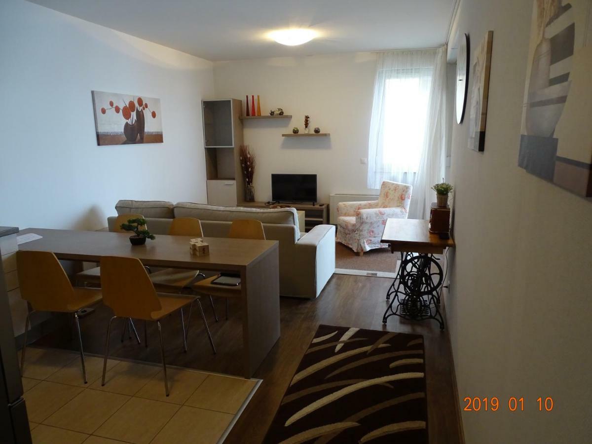 Galeriusbeach Deluxe Apartment Siófok Extérieur photo